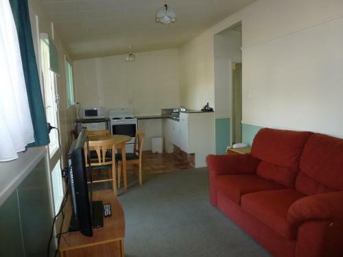 18th Avenue Thermal Motel