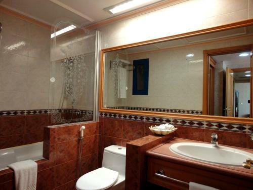 Beach Bay Hotel Muscat