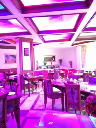 Dmas Hotel