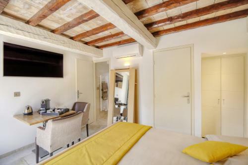 Bed & Breakfast Le Refuge - Gigaro Lodges