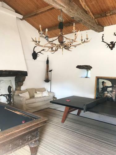 La Garnache Villa Sleeps 20 With Pool And Wifi