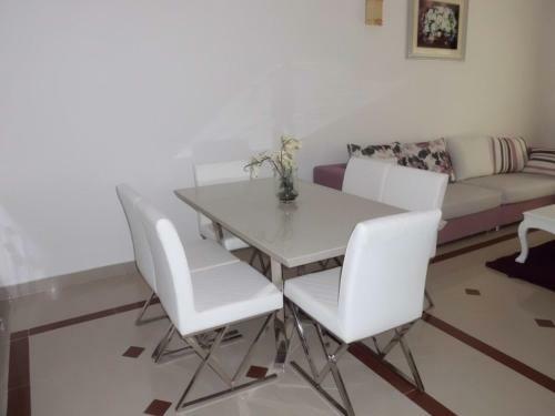 Apartamento Muscat Oasis Residences