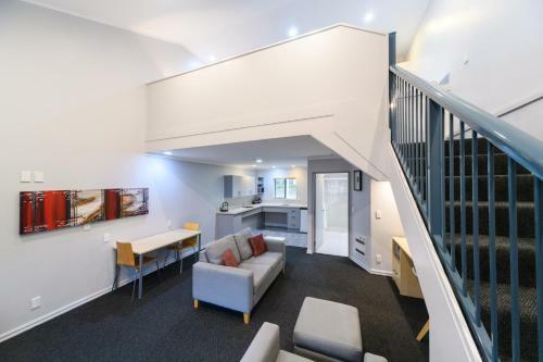 Aubyn Court Spa Motel