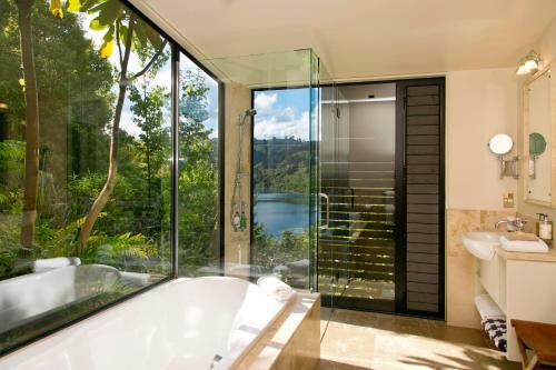 Lodge The Point Villas