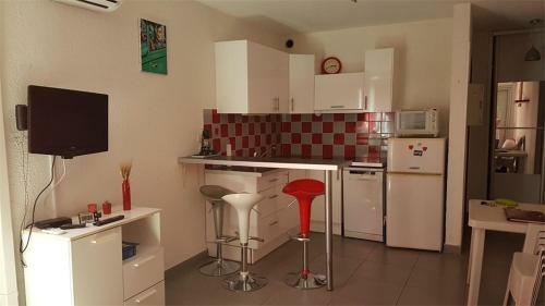 Apartamento Agr�able Studio Acc�s � La Plage - Parking - 2balm2