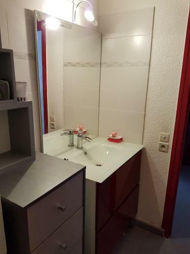 Apartamento Agr�able Studio Acc�s � La Plage - Parking - 2balm2