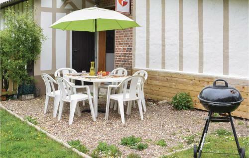 Three-bedroom Holiday Home In Le Bourg-dun