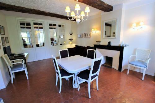 Atypical Villa In The Old Town