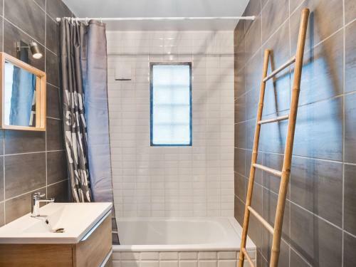 Modern Apartment In Le Cannet Near Centre