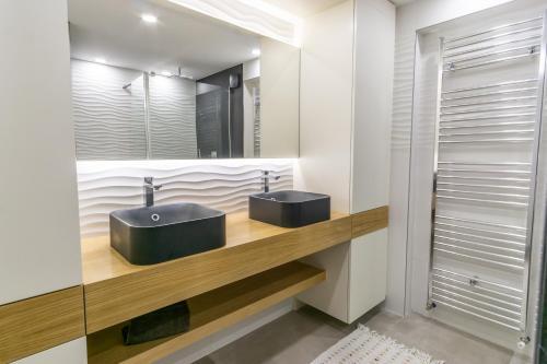 Homelly - Somptueuse Villa De 450m2