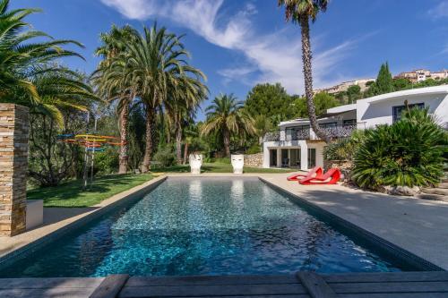 Homelly - Somptueuse Villa De 450m2