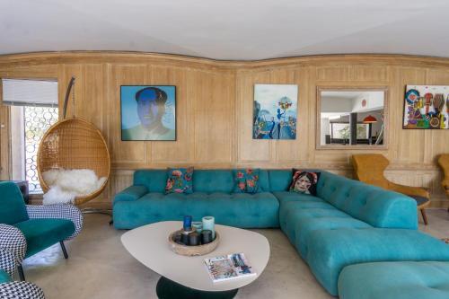 Homelly - Somptueuse Villa De 450m2