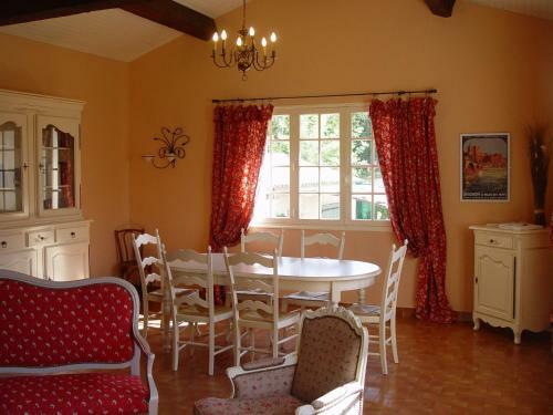 Family Apartment, 2-6 People, In Provenve