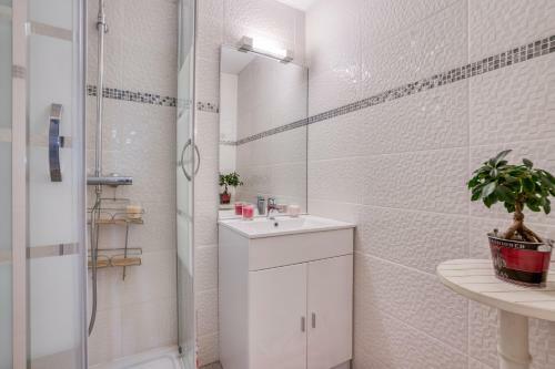 Villa Athena - 400 M2, Sur La Plage