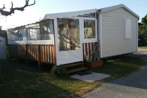 Apartamento Mobile Home In La Marine Camping In Grau-du-roi