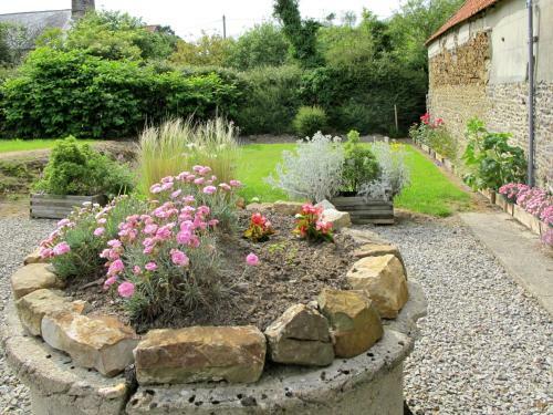 Holiday Home Entre Mer Et Campagne 2 - Lmx403