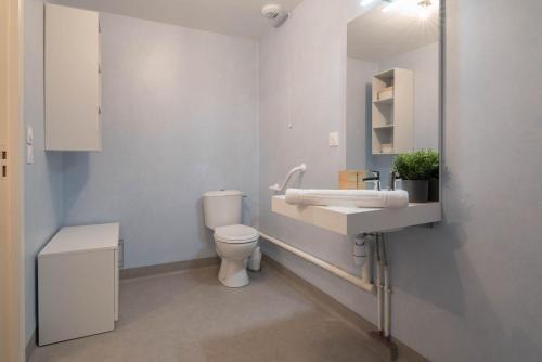 Apartamento Melanie - Appartement Proche Gare, Arriv�e 24 24