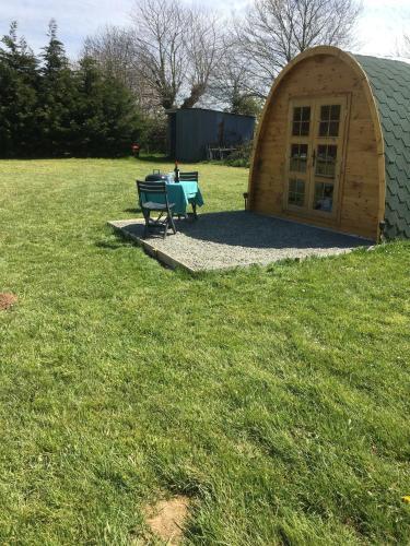 Captivating 1-bed Pod In Passais-villages