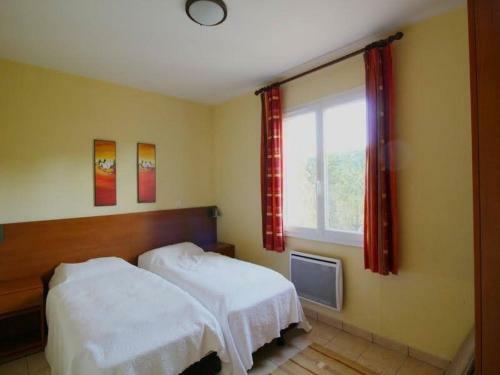 Charming 2-bed House In Les Forges With Pool