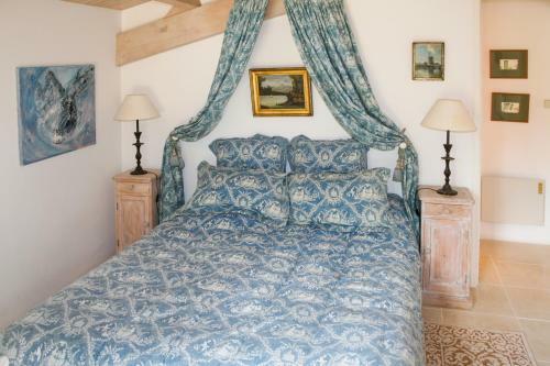 Les Portes-en-re Villa Sleeps 12
