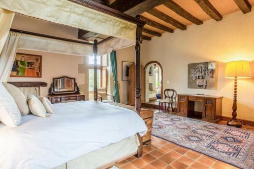 Villa 17th Century Manor House