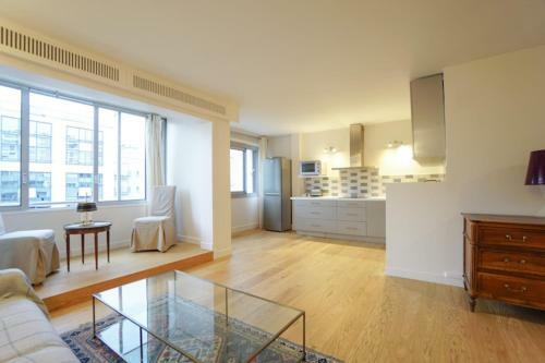 Beautiful Apartment In Levallois