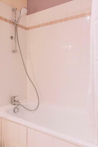 Apartamento Modern Studio With Parking & Terrace Vieux Lille