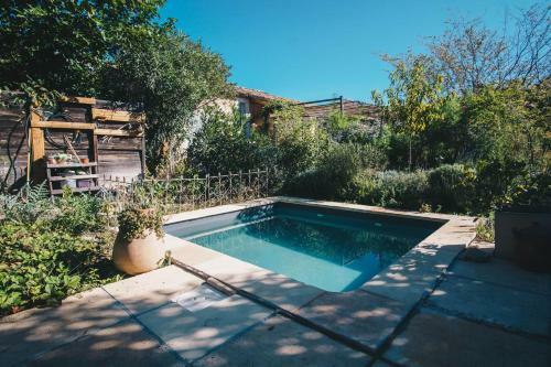 Apartamento Stunning Loft With Garden And Pool Ideal Location