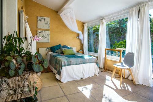 Apartamento Stunning Loft With Garden And Pool Ideal Location