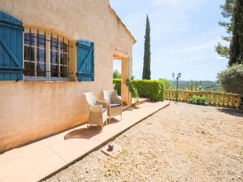 Authentic Holiday Home In Lorgues With Garden