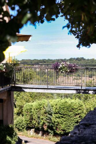 Hotel H�tel Le Cantou 354
