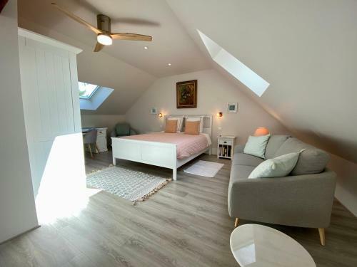 Sans Souci Bed And Breakfast With Restaurant