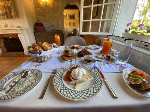 Sans Souci Bed And Breakfast With Restaurant