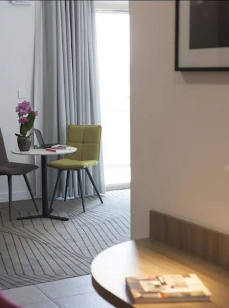 Aparthotel N�m�a Appart Hotel R�sidence So Cloud