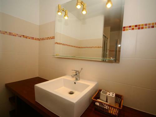 Spacious Farmhouse In Maisons With Terrace