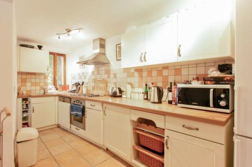 Traditional 2-bed French Villa