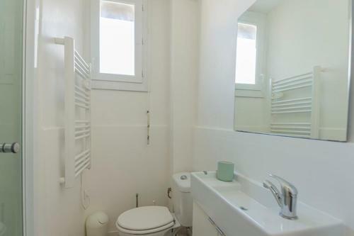 Apartamento Splendid Bright Apt With Balcony Old Port