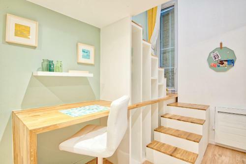 Major In Marseille Furnished Apartment