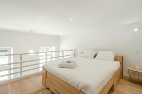 Magnificent Bright Apartment In Marseille