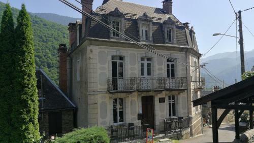 Posada Auberge Du Crab�re