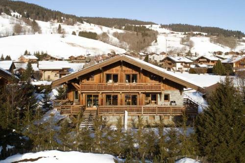 Chalet Wood