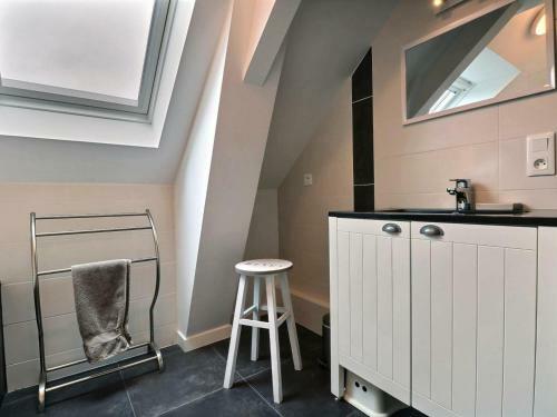 G�te Melesse, 3 Pi�ces, 4 Personnes - Fr-1-538-125