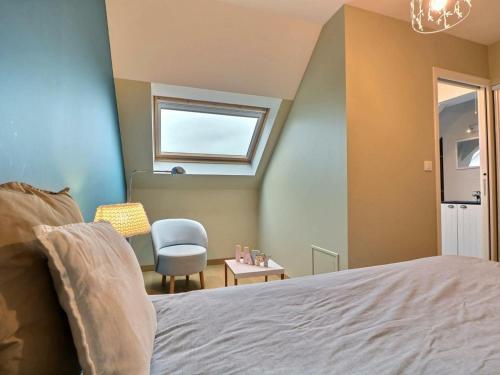 G�te Melesse, 3 Pi�ces, 4 Personnes - Fr-1-538-125