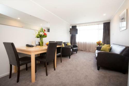 Quest On Johnston Serviced Apartments
