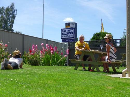 Fairway Motel & Apartments