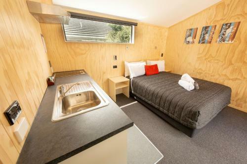 Shotover Top 10 Holiday Park