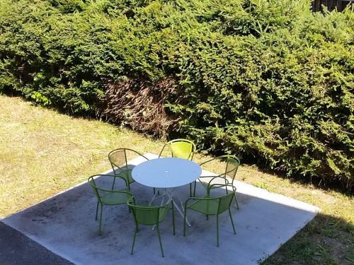 Snug Holiday Home In Morillon Near Skiing