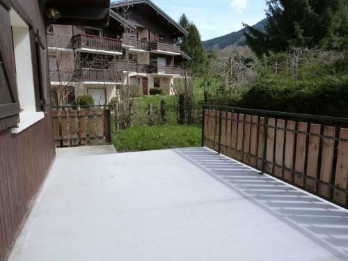 Snug Holiday Home In Morillon Near Skiing