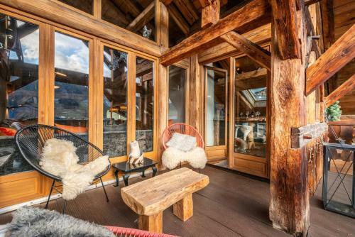 Ferme de Margot Morzine - By Emerald Stay