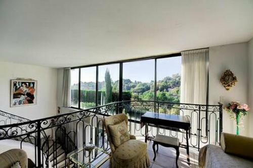 Apartamento Semiramis At Villa Laurie